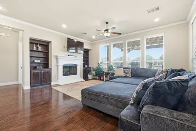 8225 Bonny Bank, The Colony, TX 75056 - Photo 10