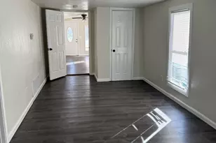 813 S Smith St, Ennis, TX 75119 - Photo 16