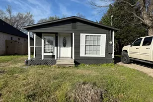 813 S Smith St, Ennis, TX 75119 - Photo 1