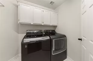 8513 Mill Creek Rd, Irving, TX 75063 - Photo 26