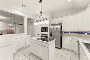 8513 Mill Creek Rd, Irving, TX 75063 - Photo 14