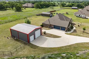 112 Knob Ct, Springtown, TX 76082 - Photo 36