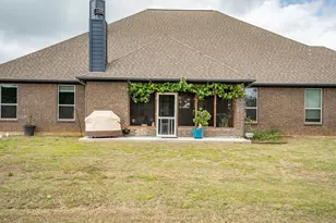 112 Knob Ct, Springtown, TX 76082 - Photo 32