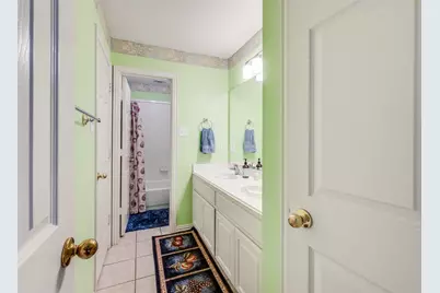 8421 Parkdale Drive, North Richland Hills, TX 76182 - Photo 18