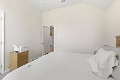 817 Huebner Way, Burleson, TX 76028 - Photo 26