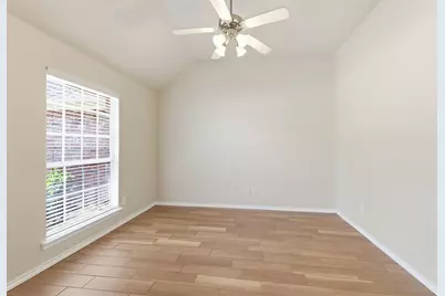 817 Huebner Way, Burleson, TX 76028 - Photo 8