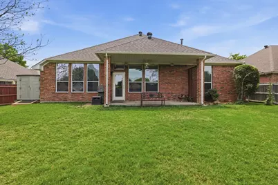 817 Huebner Way, Burleson, TX 76028 - Photo 34