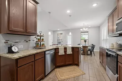 73 River Oaks Boulevard, Waxahachie, TX 75165 - Photo 6