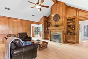 4644 Ridgeside Dr, North Richland Hills, TX 76180 - Photo 4