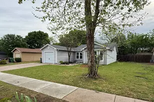 5503 Creek Valley Dr, Arlington, TX 76018 - Photo 2