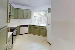 5503 Creek Valley Dr, Arlington, TX 76018 - Photo 4