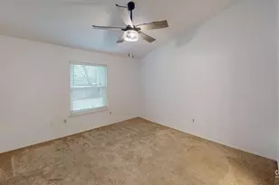 5503 Creek Valley Dr, Arlington, TX 76018 - Photo 10