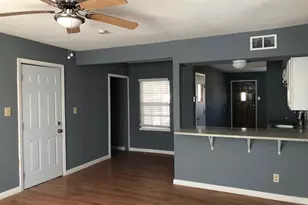 620 E Sears St, Denison, TX 75021 - Photo 4