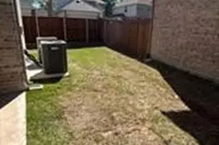 9008 Guadalupe St, Plano, TX 75024 - Photo 32