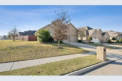 6800 Barolo Drive, Rowlett, TX 75088 - Photo 2