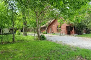 2630 Bobtown Rd, Garland, TX 75043 - Photo 1