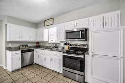 5902 Fawn Valley Lane, Rowlett, TX 75089 - Photo 12