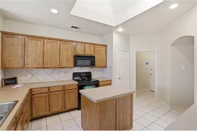 6361 Redeagle Creek Drive, Fort Worth, TX 76179 - Photo 16