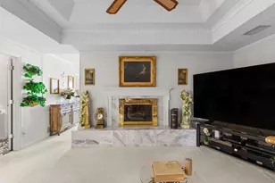 109 Oak Forest Trail, Euless, TX 76039 - Photo 10