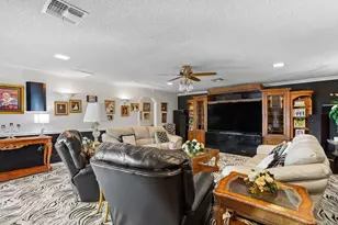 109 Oak Forest Trail, Euless, TX 76039 - Photo 20