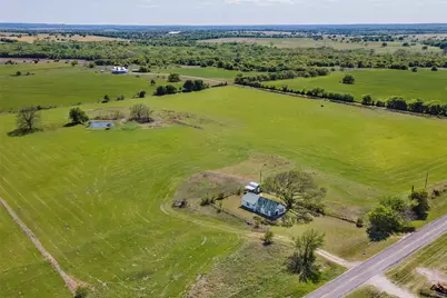 3913 Fm 1956, Nocona, TX 76255 - Photo 30