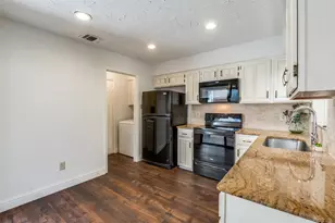 17490 Meandering Way, Dallas, TX 75252 - Photo 8