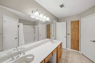 1129 W Hills Terrace, Saginaw, TX 76179 - Photo 12