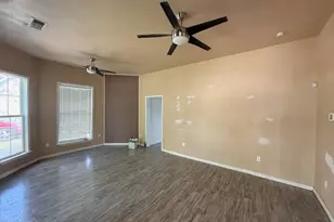 312 Poplar St, Italy, TX 76651 - Photo 10