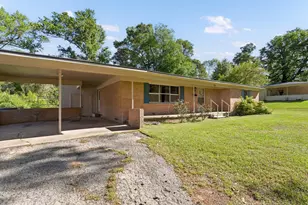 2800 Tanglewood Dr, Tyler, TX 75701 - Photo 2