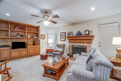 1086 Rock Ridge Drive, Burleson, TX 76028 - Photo 16