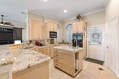 5519 Hunterwood Lane, Arlington, TX 76017 - Photo 16