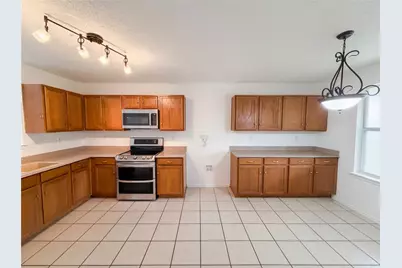 5145 Cliff Oaks Drive, Fort Worth, TX 76179 - Photo 2