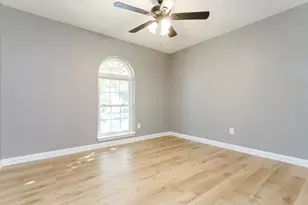 225 Independence Dr, Garland, TX 75043 - Photo 22