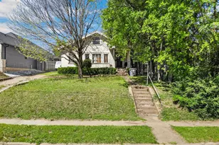 613 N Ewing Ave, Dallas, TX 75203 - Photo 1