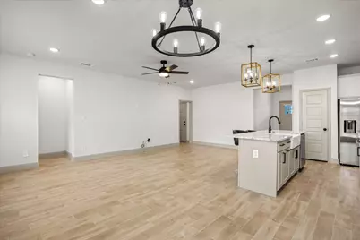 5707 Stonegate Circle, Granbury, TX 76048 - Photo 8