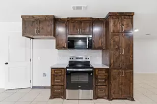 1012 Meadowlark Ln, Stephenville, TX 76401 - Photo 12