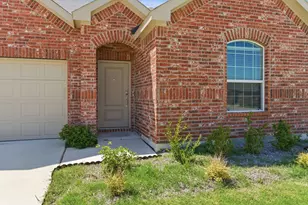 339 Texas Trl, Justin, TX 76247 - Photo 2