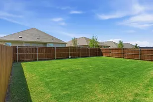 339 Texas Trl, Justin, TX 76247 - Photo 26