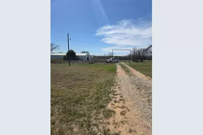 9319 U S Hwy 287, Alvord, TX 76225 - Photo 2