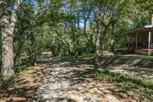 121 Little John Dr, DeSoto, TX 75115 - Photo 1