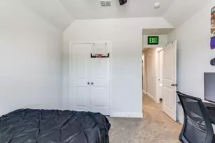 5944 Bursey Rd, Watauga, TX 76148 - Photo 16