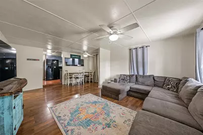 511 W Navasota Street, Groesbeck, TX 76642 - Photo 2