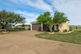 887 Hcr 3110 N, Abbott, TX 76621 - Photo 32