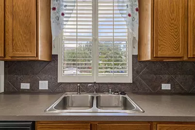 2007 Chittam Drive, Euless, TX 76039 - Photo 14