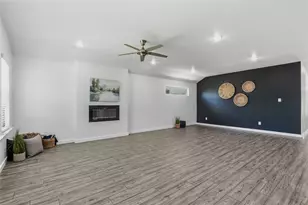 10640 Tonkala Dr, Fort Worth, TX 76179 - Photo 8