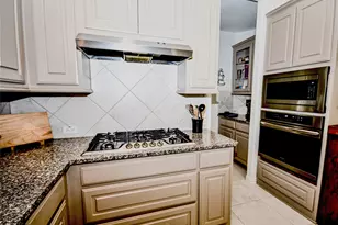 4305 Curlew Ln, Garland, TX 75043 - Photo 12