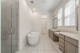 8075 Sunflower Ln, Dallas, TX 75252 - Photo 14