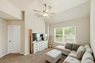 10701 Kestrel Ct, Waco, TX 76708 - Photo 12