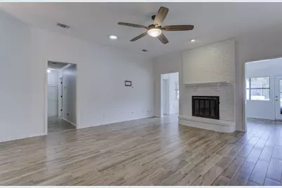 6921 Weatherwood Road, Fort Worth, TX 76133 - Photo 12