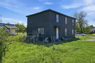 1821 Johnson St, Greenville, TX 75401 - Photo 16